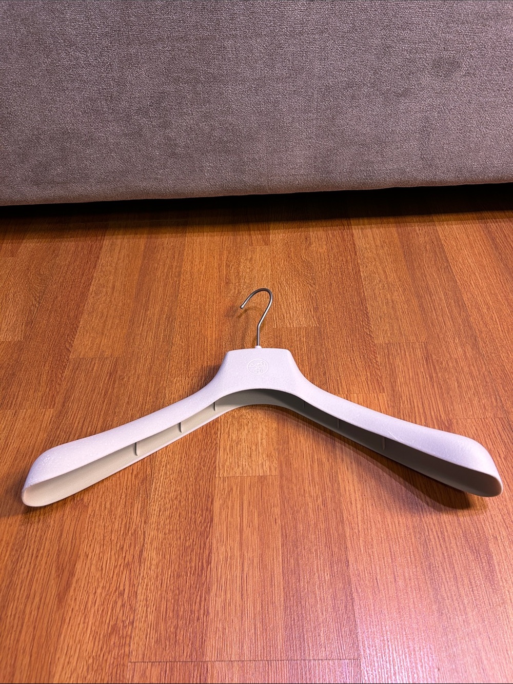 Hermes hanger